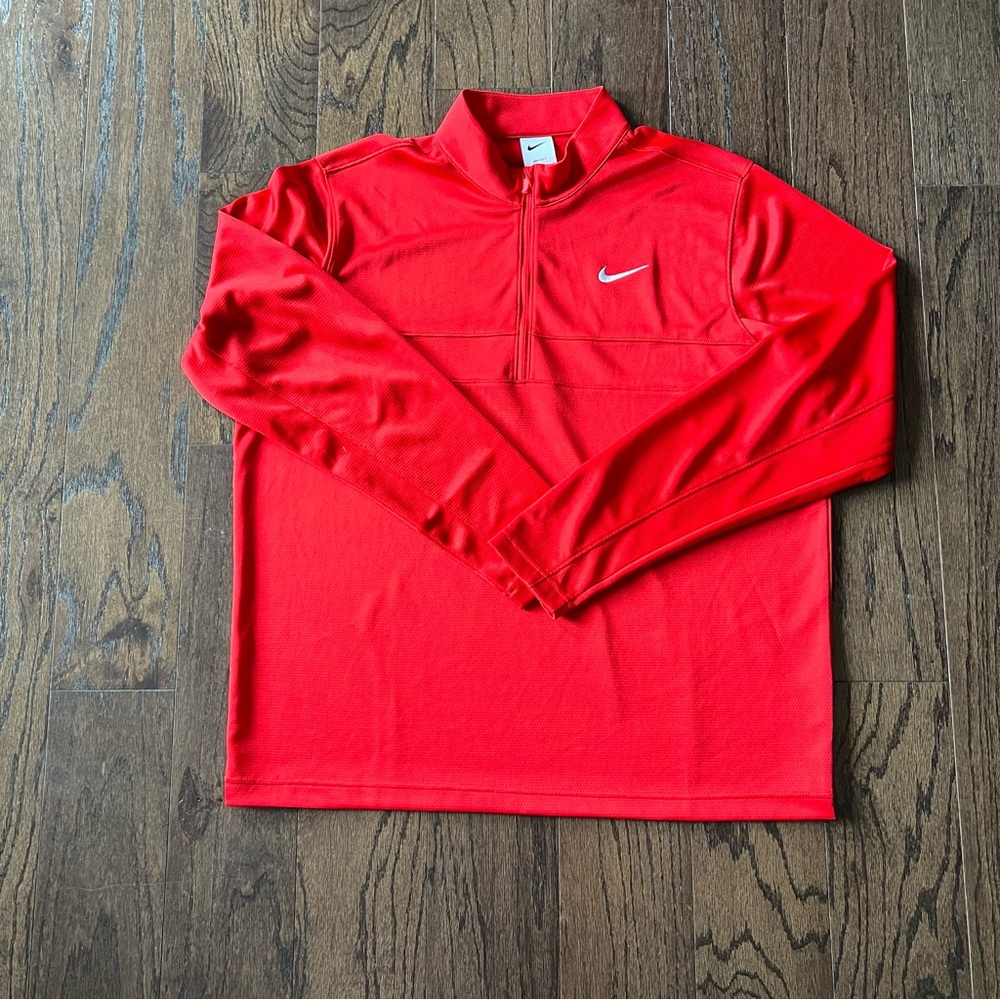 Red Nike Lightweight Quarter Zip Pullover Size Large EUC